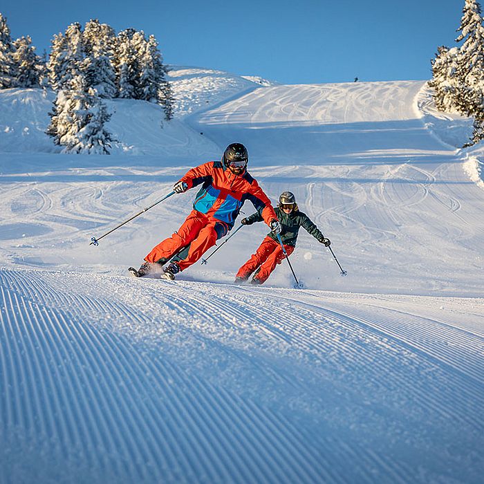 Skischule & Verleih